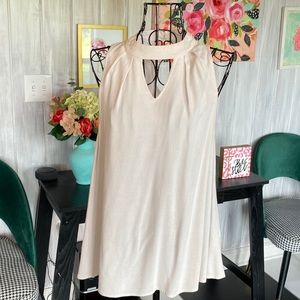 Women’s Sleeveless Blouse High Neckline Oatmeal Size Small